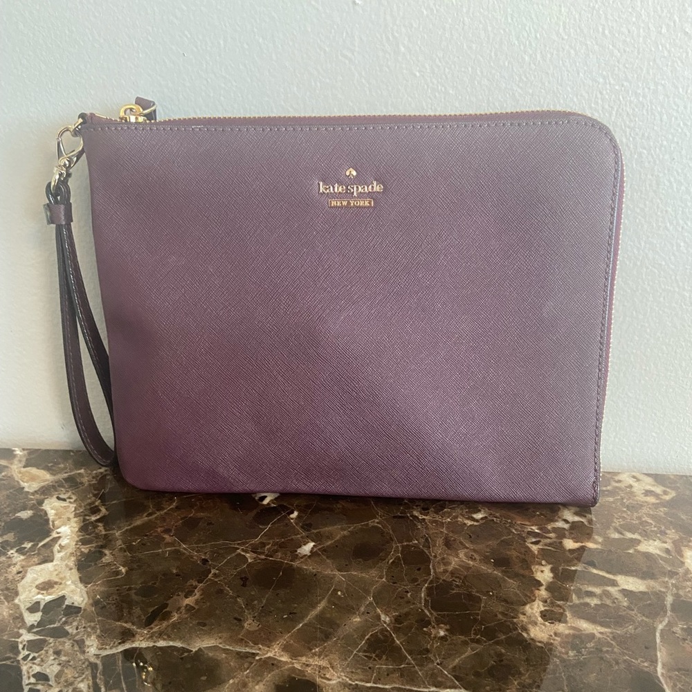 Kate Spade Charging Wristlet